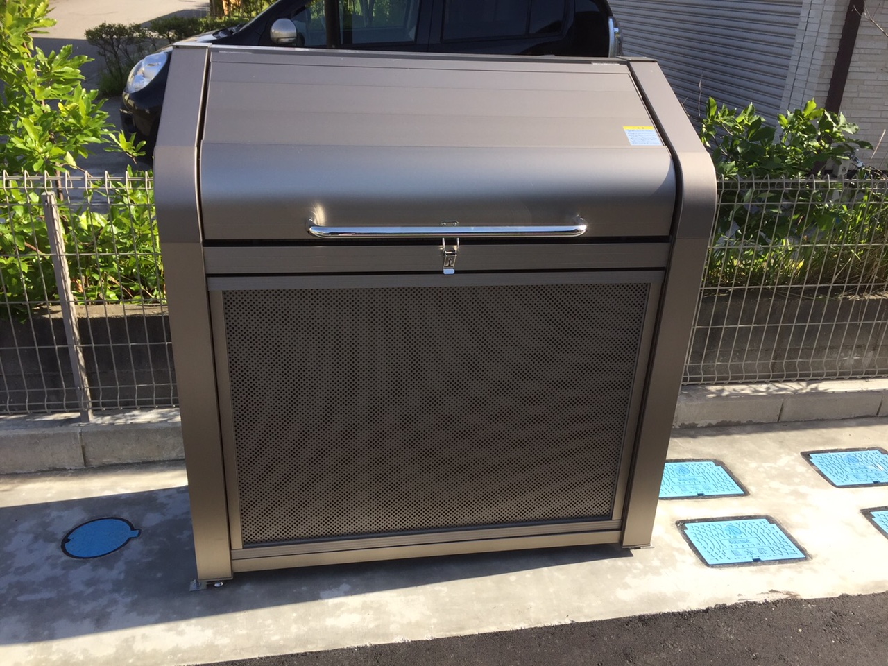 ダストボックス